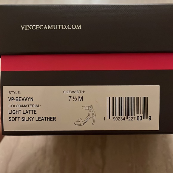 Vince Camuto Leather Heels in Light Latte, Size 7.5 M - Picture 6 of 6